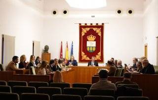 Salón de Plenos del Ayuntamiento durante la celebración del Pleno.