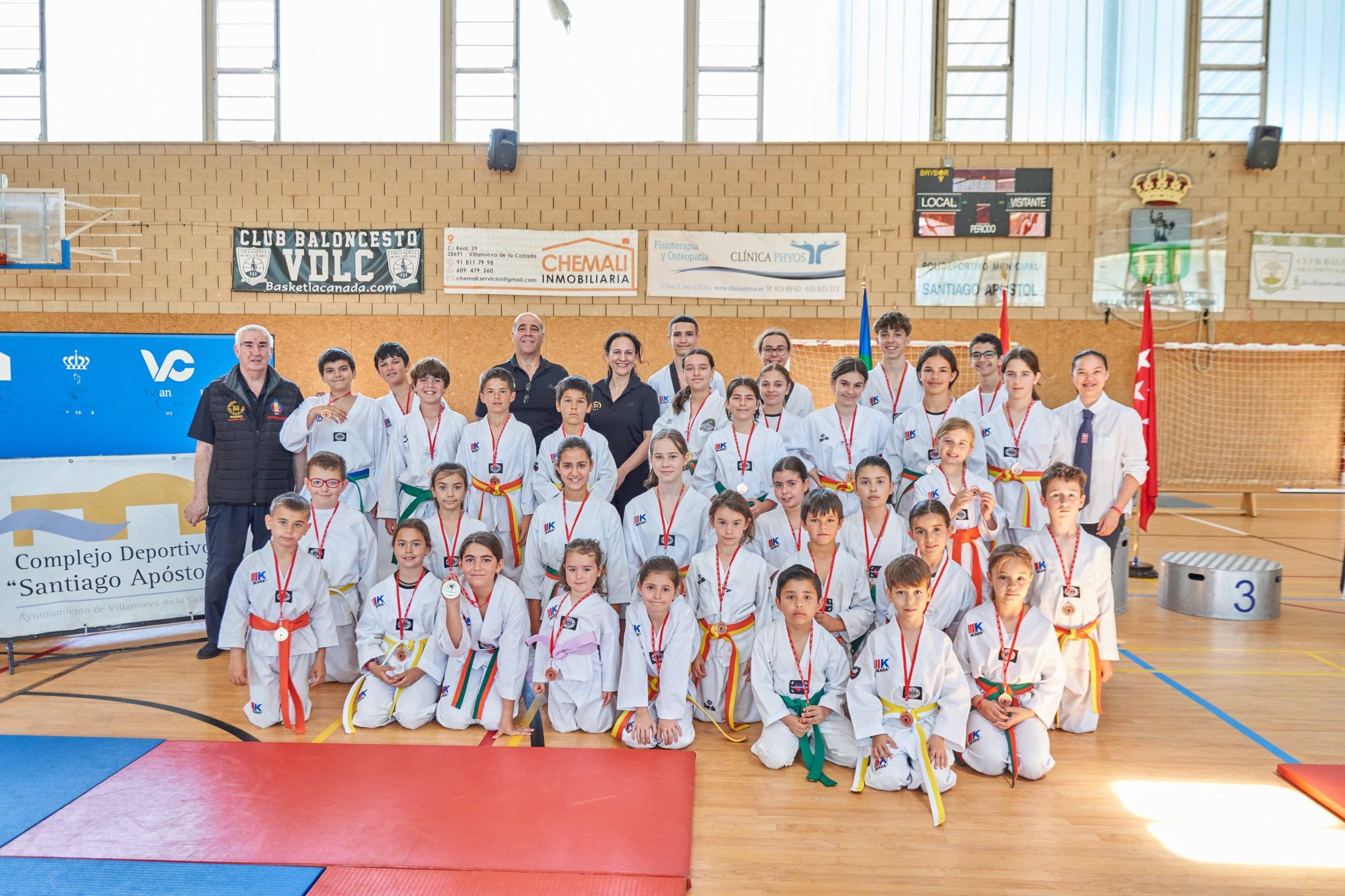 Integrantes del club de Taekwondo de Majadahonda.