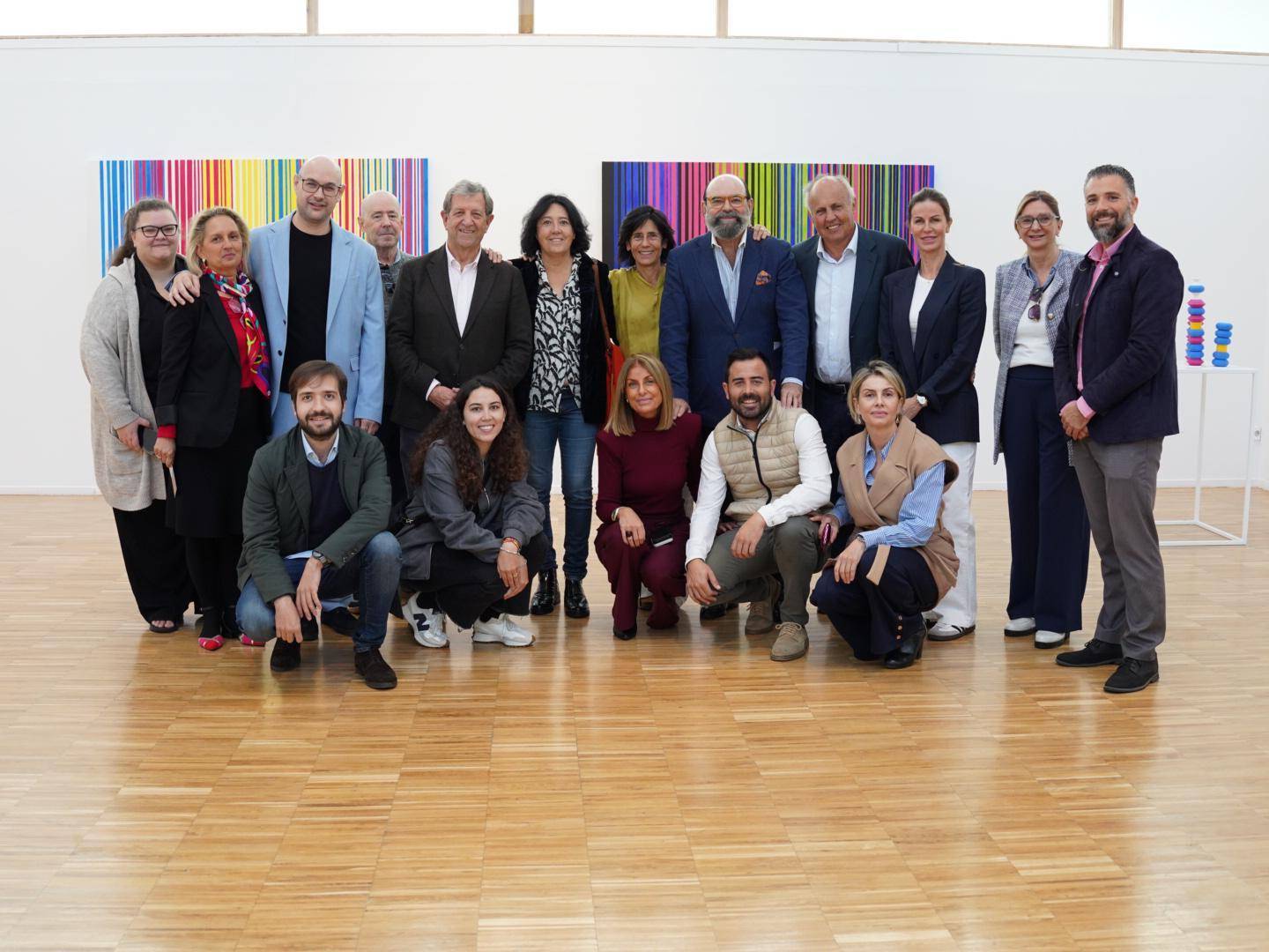 Foto de grupo de la inauguración de la exposición.