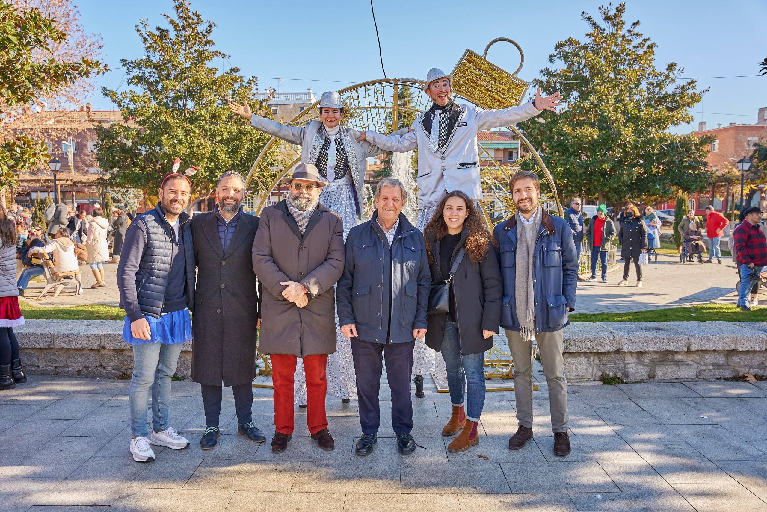 El alcalde, Luis Partida, y concejales en la Fiesta Preuvas.