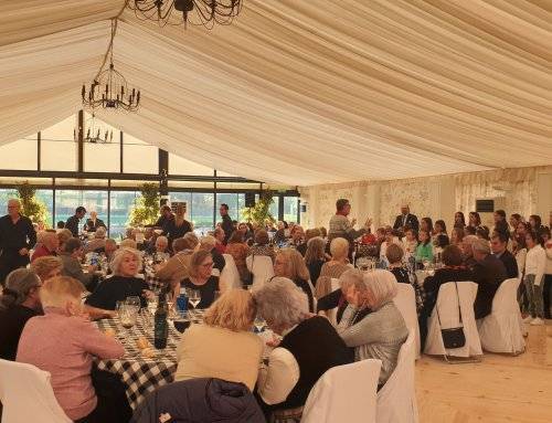 La Asociación de Mayores celebra su tradicional comida de Navidad